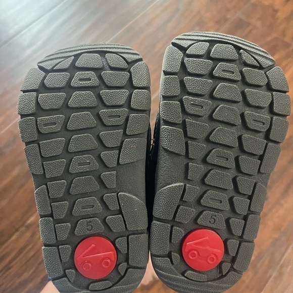 See Kai Run- casual boots-NWOT-size 5 - Picture 6 of 9